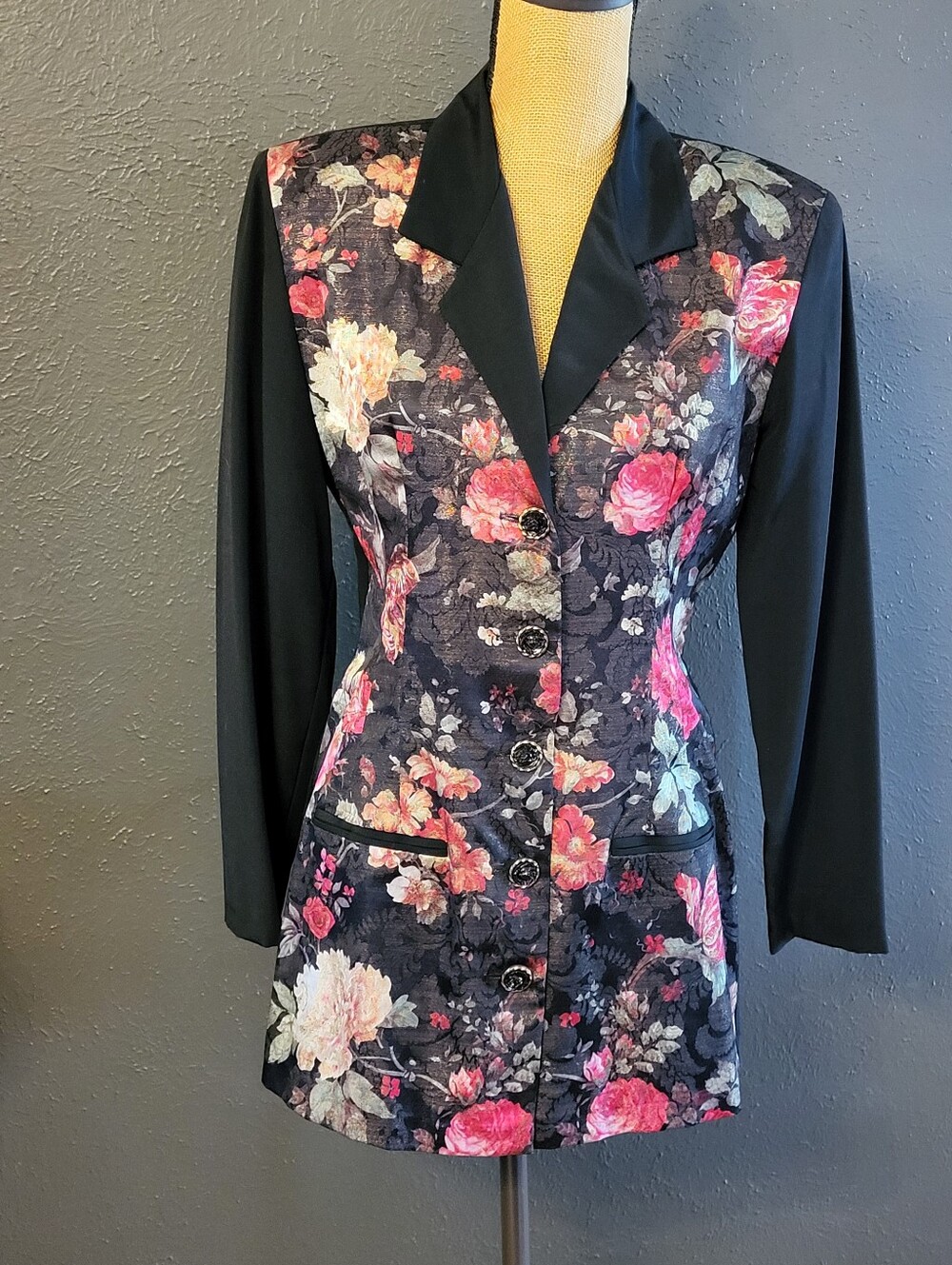 Scarlett Vintage 80s Colorblock Floral Longline Jacket Black/Pink Size Small